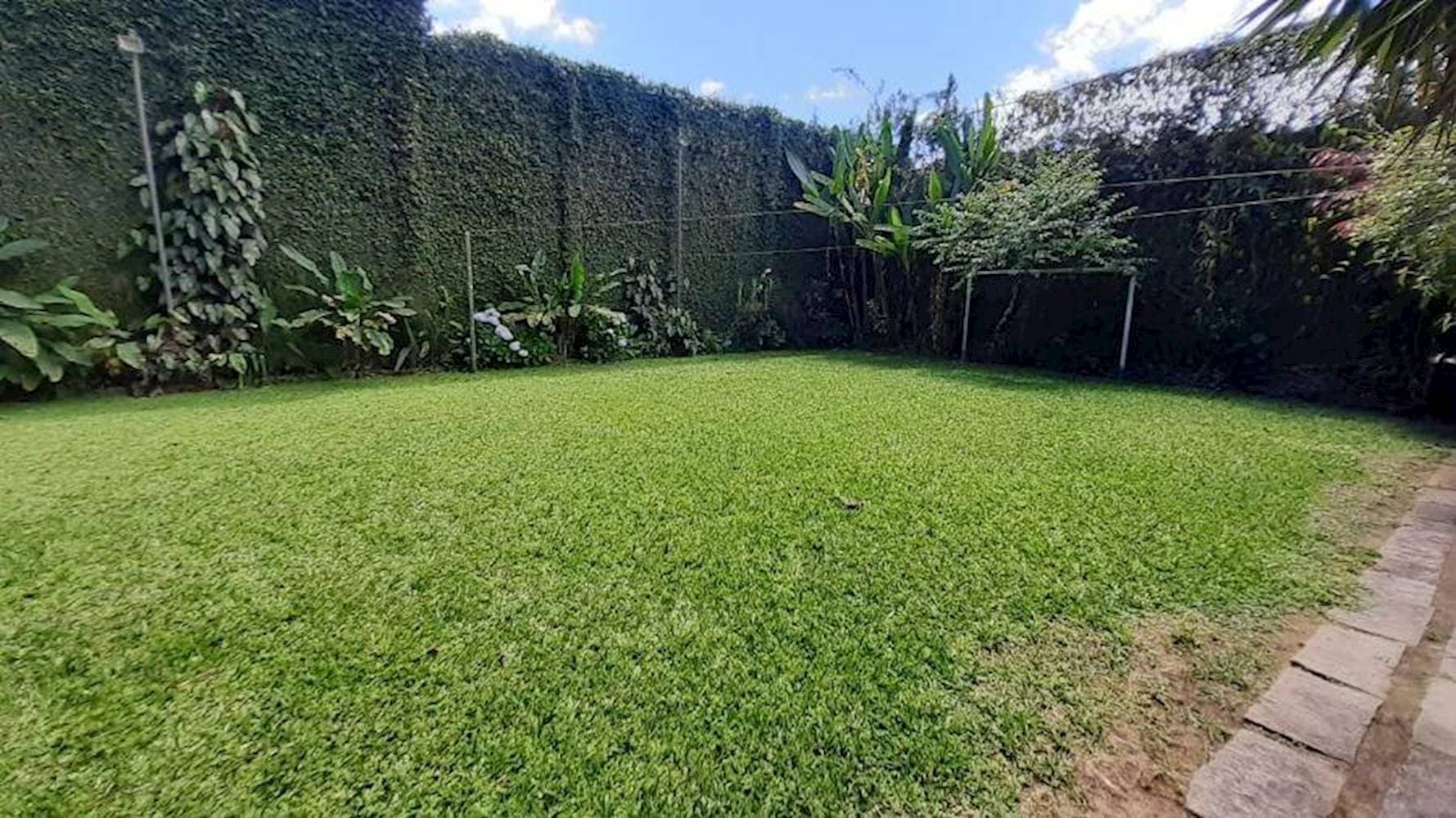 Foto 15 de 15: Casa em leilão em Petrópolis - RJ — Casa em Valparaíso - Petrópolis/RJ