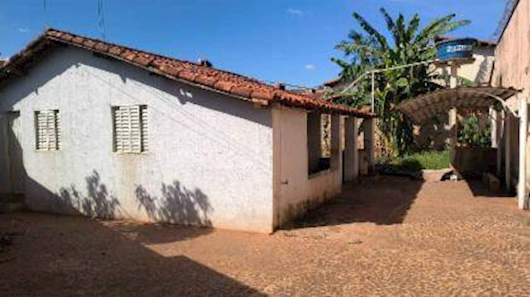 Foto 4 de 13: Casa em leilão em Ituiutaba - MG — Casa na Lagoa Azul Ii - Ituiutaba/MG
