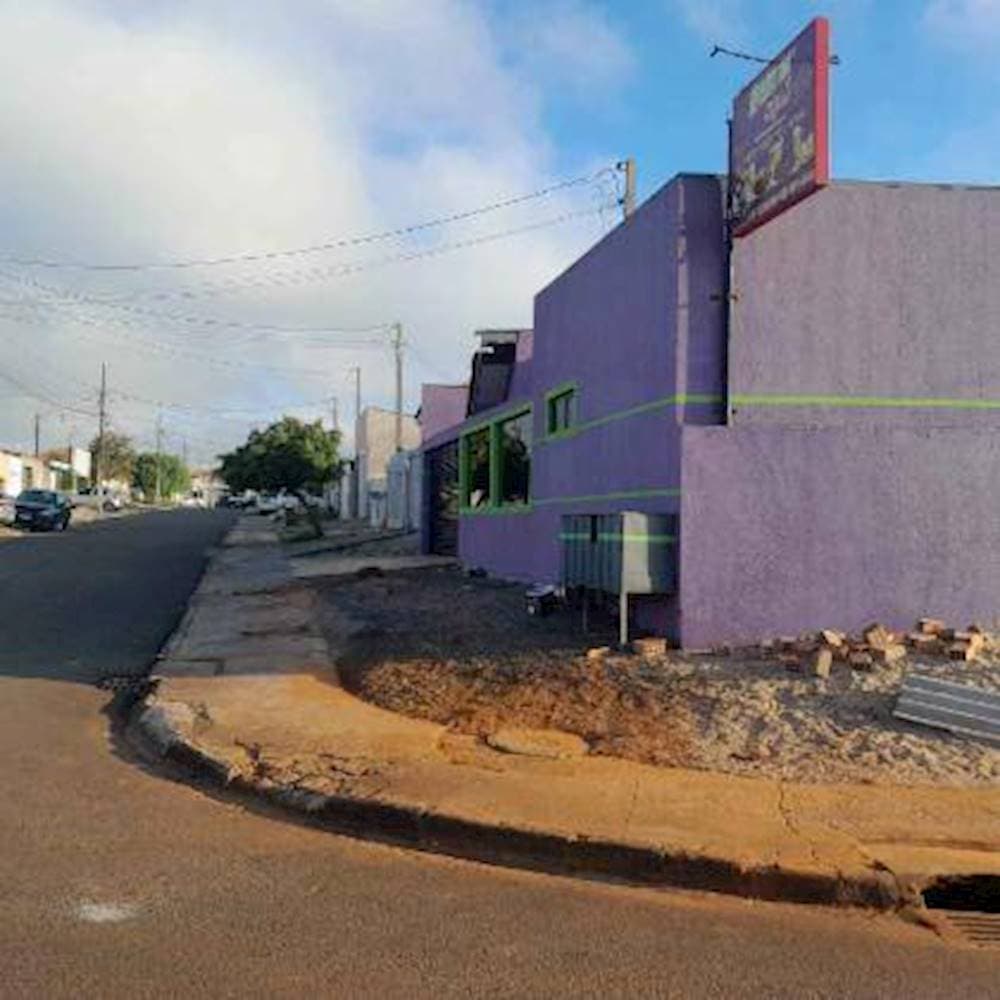 Foto 5 de 12: Casa em leilão em Ponta Grossa - PR — Casa de condomínio em Cará-Cará - Ponta Grossa/PR