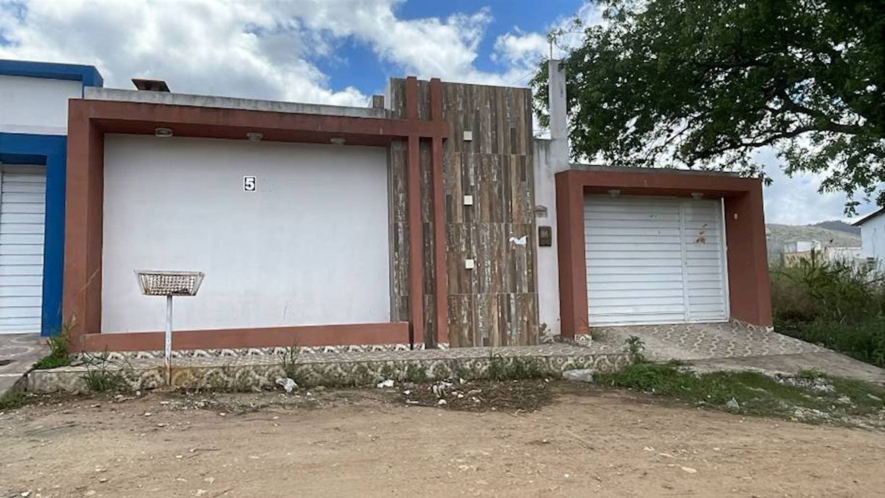Foto 1 de 5: Casa em leilão em Gravatá - PE — Casa no Loteamento Fazenda Riacho Do Mel - Gravatá/PE