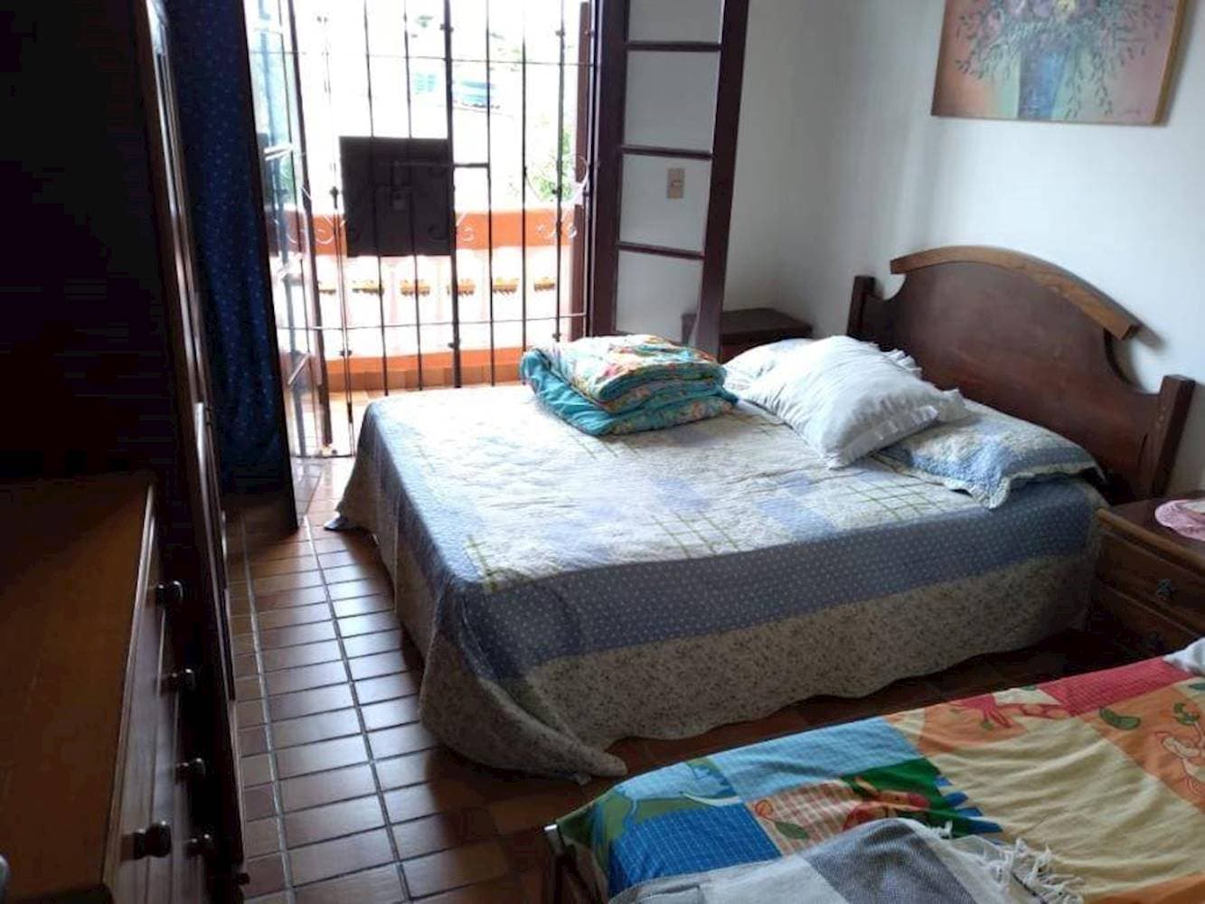 Foto 7 de 14: Casa em leilão em Guarujá - SP — Casa no Jardim Santa Maria - Guarujá/SP