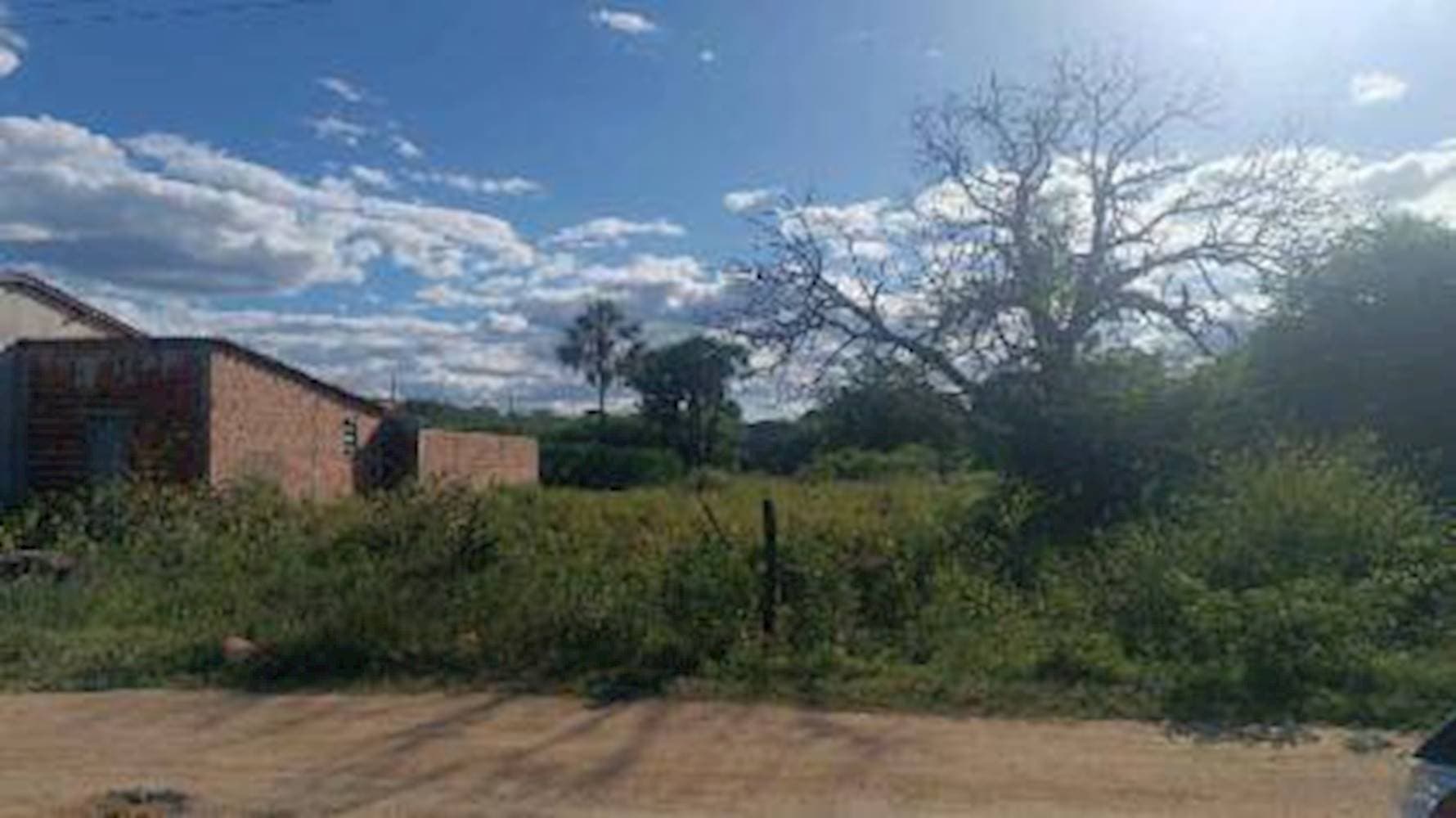 Foto 3 de 4: Terreno em leilão em Cajazeiras - PB — Terreno no Dom Zacarias R. de Moura em Cajazeiras/PB