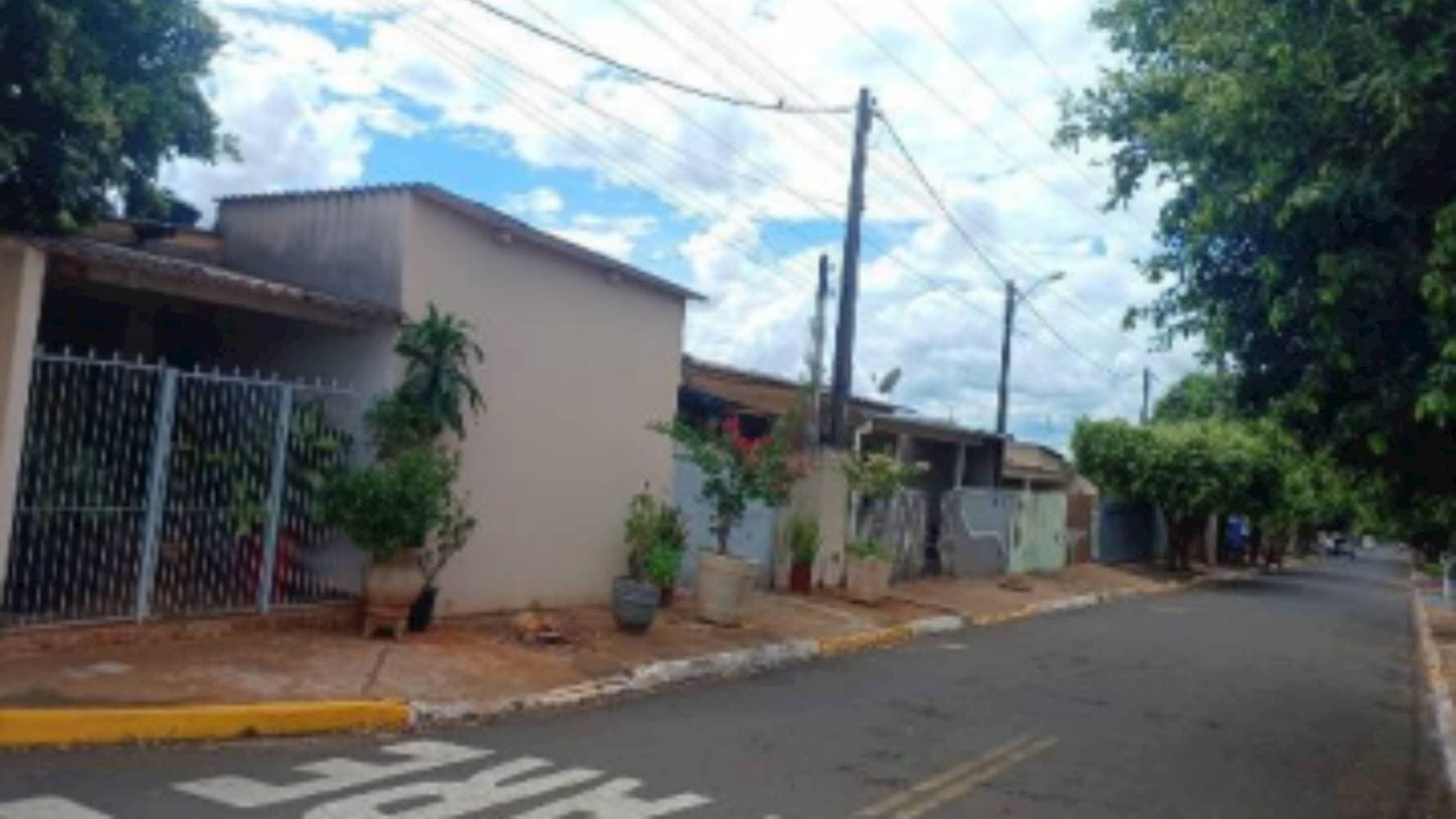 Foto 3 de 4: Casa em leilão em Urânia - SP — Casa em Vicente Filié - Urânia/SP