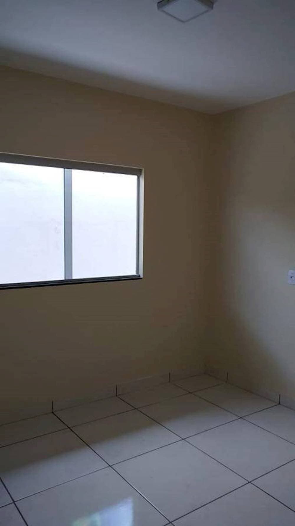 Foto 6 de 10: Casa em leilão em Luziânia - GO — Casa no Loteamento Jardim Do Ingá - Luziânia/GO