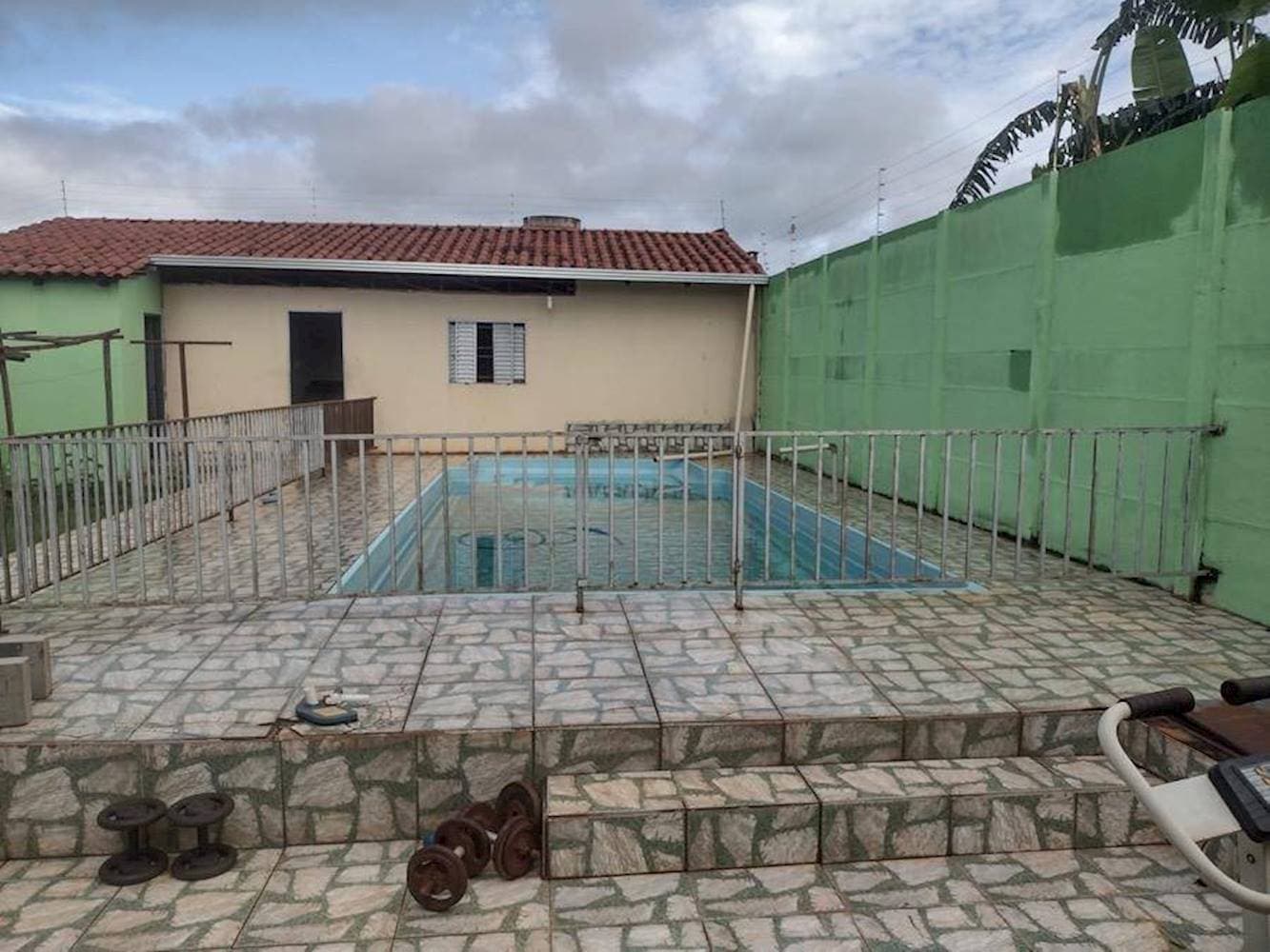 Foto 23 de 28: Casa em leilão em Santa Helena De Goiás - GO — Casa no Centro - Santa Helena De Goiás/GO