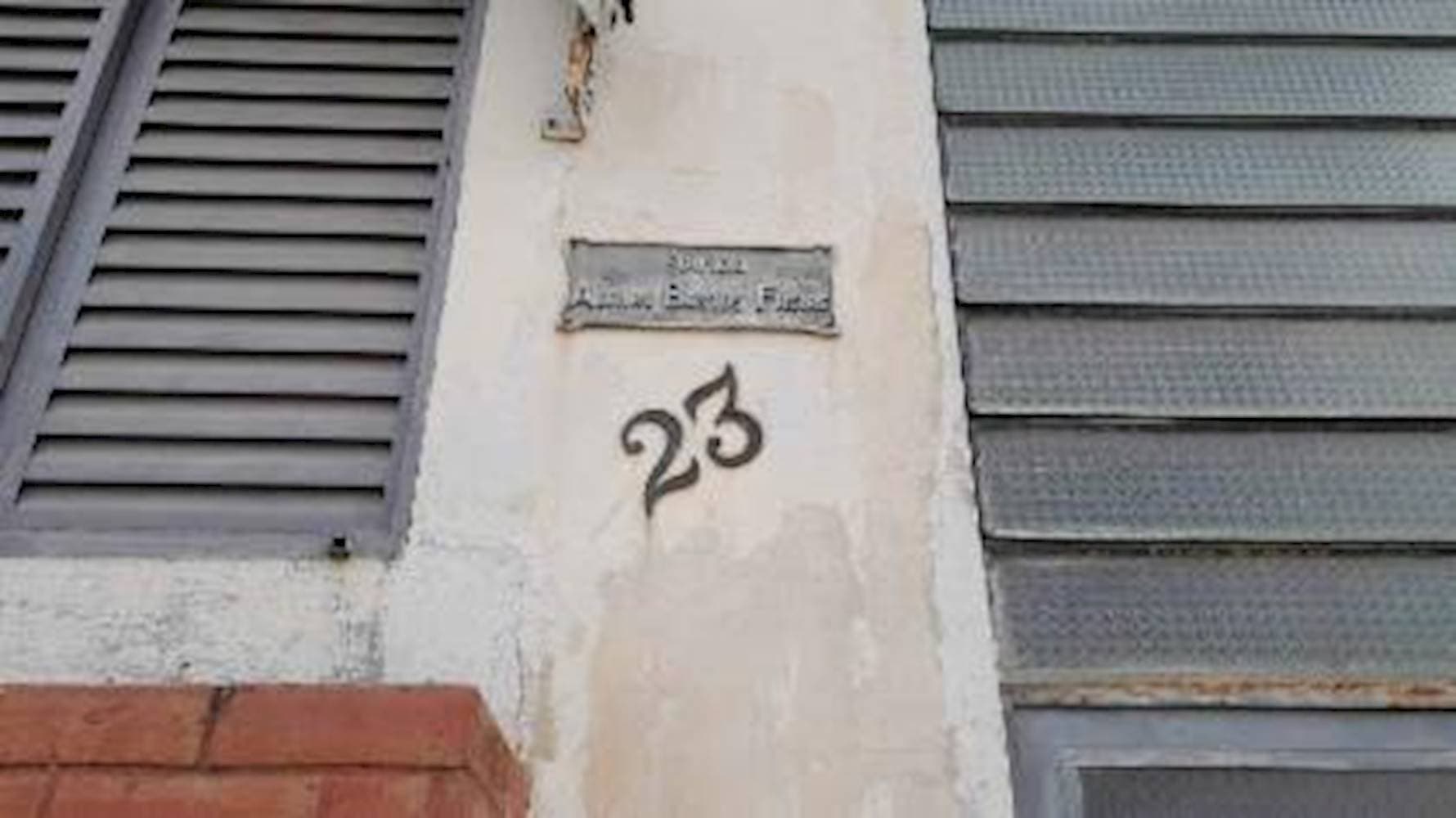Foto 2 de 3: Apartamento em leilão em Leopoldina - MG — Apartamento no "Edifício Dr. José Nazareno" - Centro - Leopoldina/MG