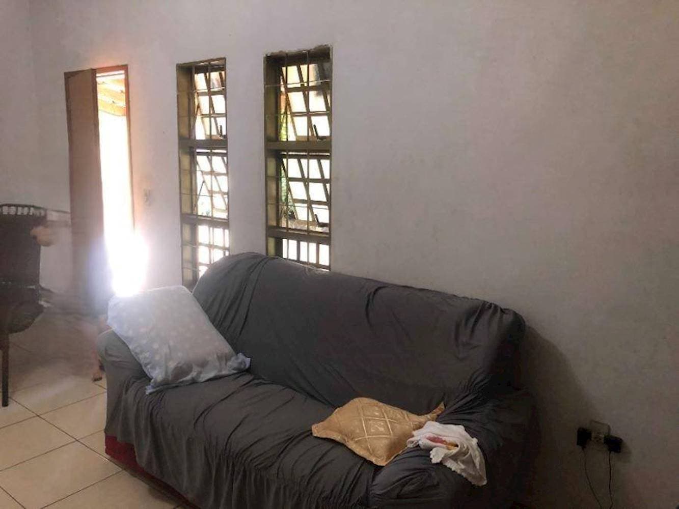 Foto 4 de 15: Casa em leilão em Palmeiras De Goiás - GO — Casa na Vila Resio - Palmeiras De Goiás/GO