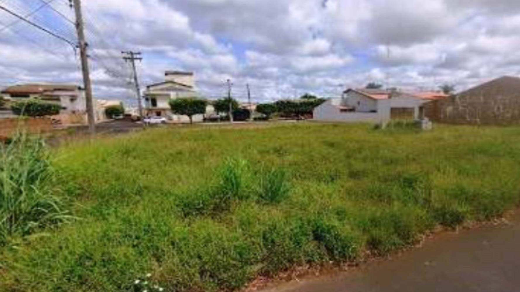 Foto 5 de 8: Terreno em leilão em Ouroeste - SP — Terreno no Jardim Sarinha - Ouroeste/SP
