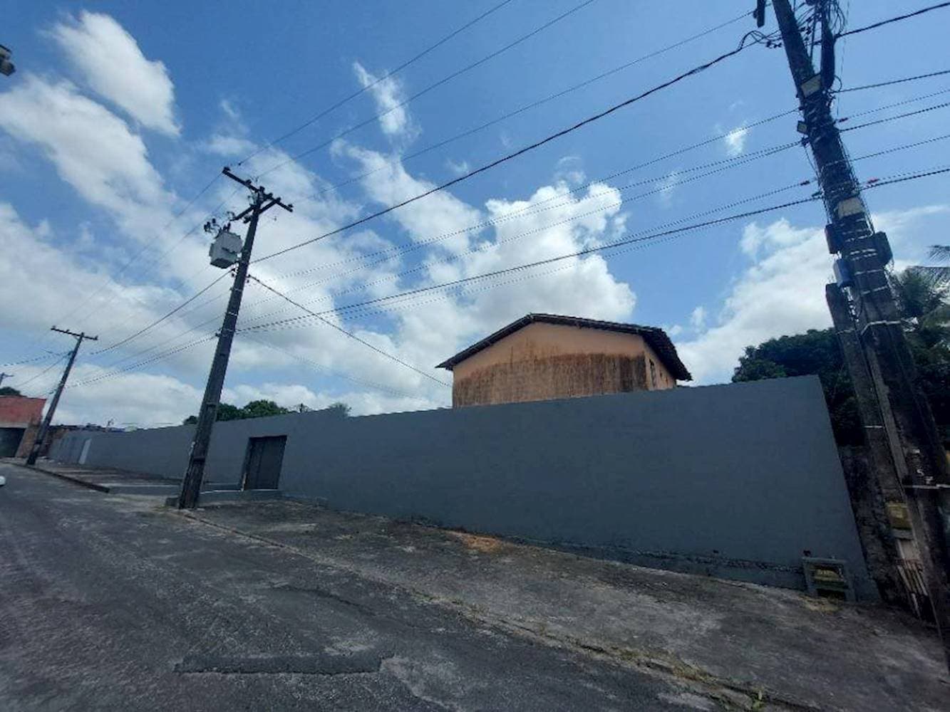 Foto 2 de 19: Casa em leilão em Camaçari - BA — Casa de Condominio no Parque Verde I - Camaçari/BA