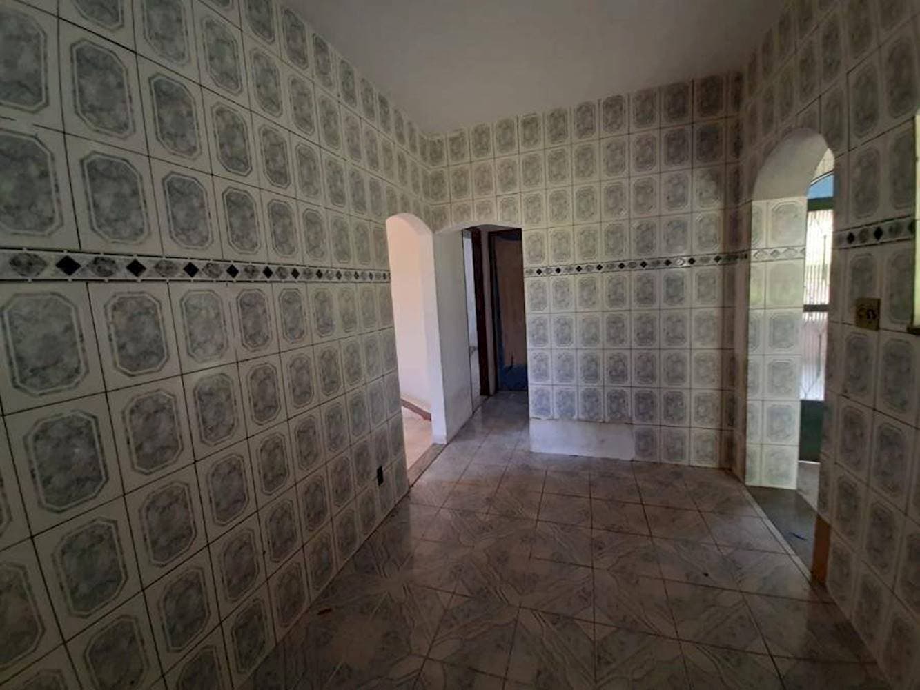Foto 7 de 11: Casa em leilão em Magé - RJ — Casa no Parque Do Imperador - Magé/RJ