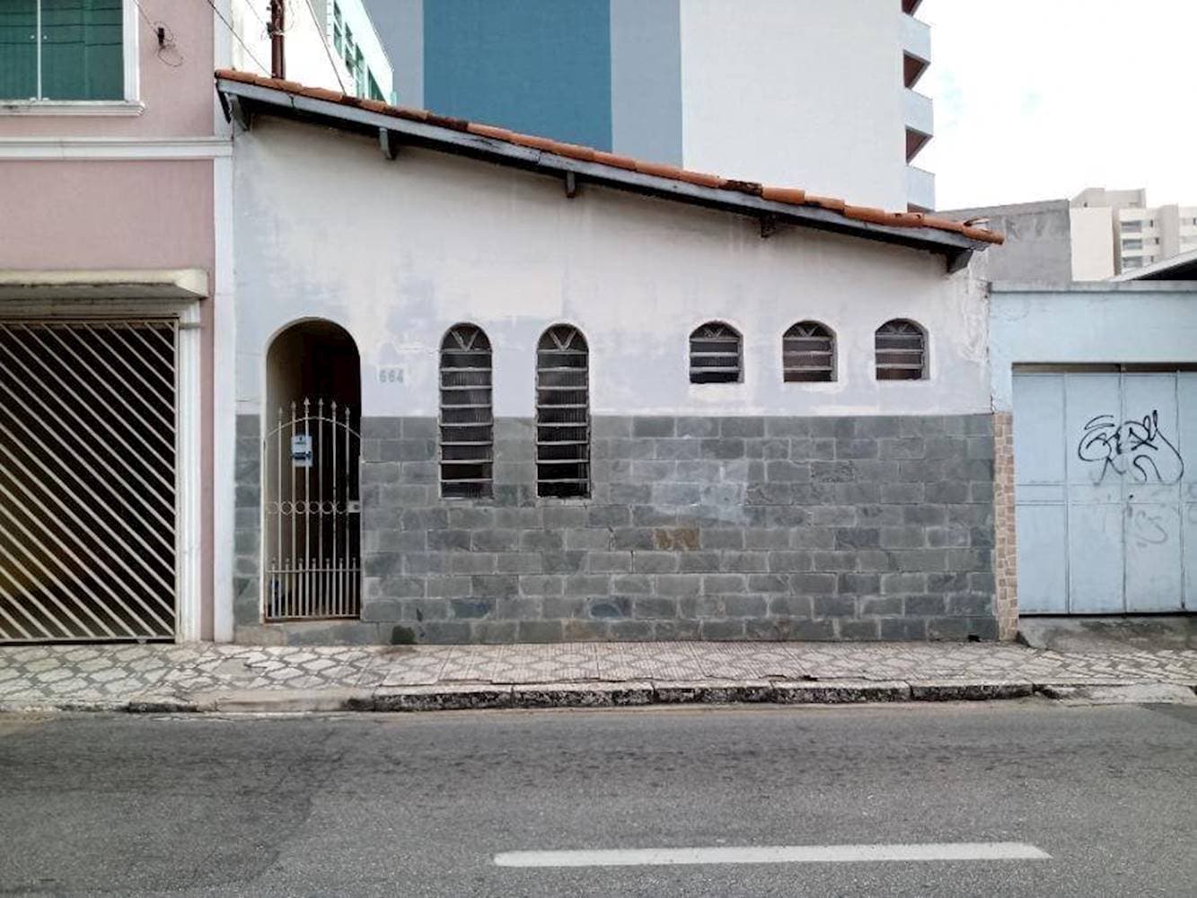 Foto 5 de 16: Casa em leilão em Taubaté - SP — Casa no Centro - Taubaté/SP