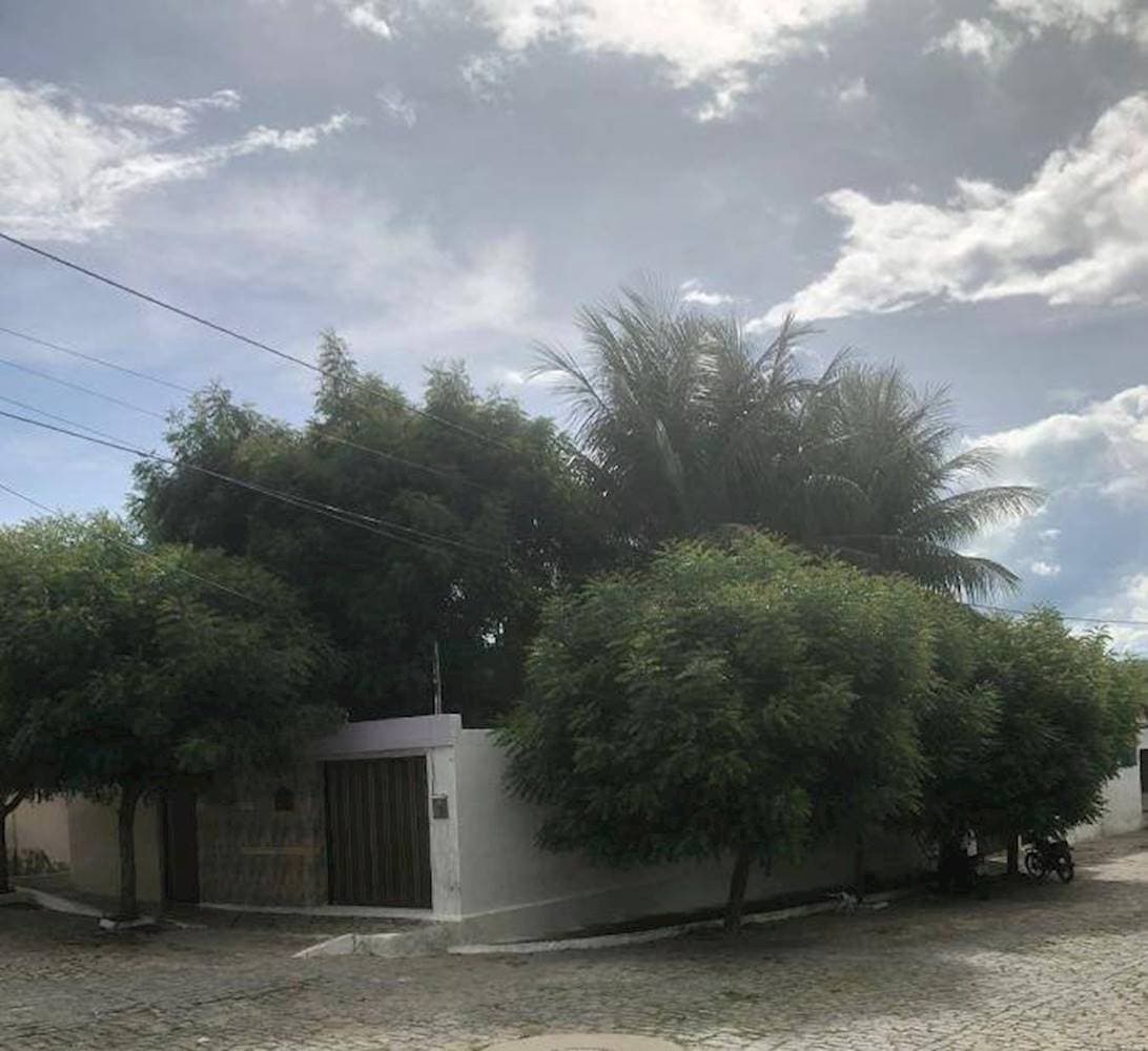 Foto 1 de 8: Casa em leilão em Senador Pompeu - CE — Casa em Senador Pompeu/CE