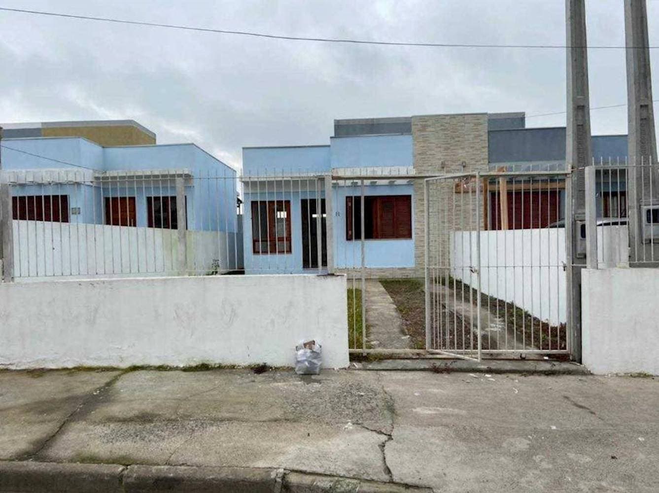 Foto 1 de 14: Casa em leilão em Sapucaia Do Sul - RS — Casa em Condomínio em Pasqualini - Sapucaia Do Sul/RS