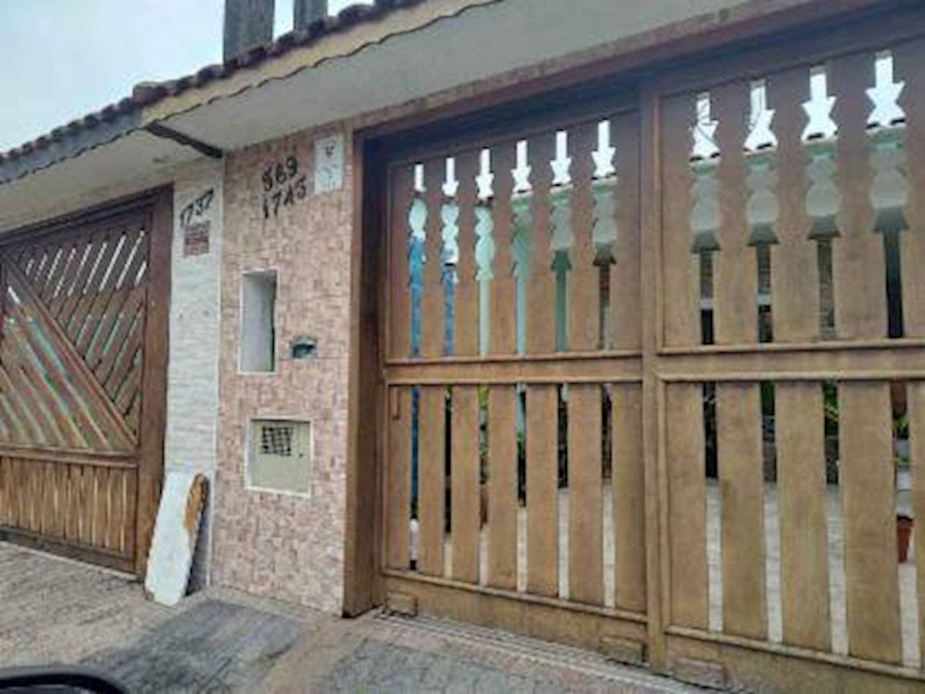 Foto 4 de 14: Casa em leilão em Itanhaém - SP — Casa no Jardim Suarão - Itanhaém/SP