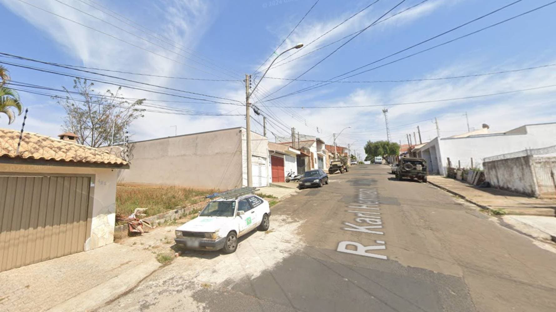Foto 13 de 13: Casa em leilão em São Carlos - SP — Casa no Jardim Munique em São Carlos/SP