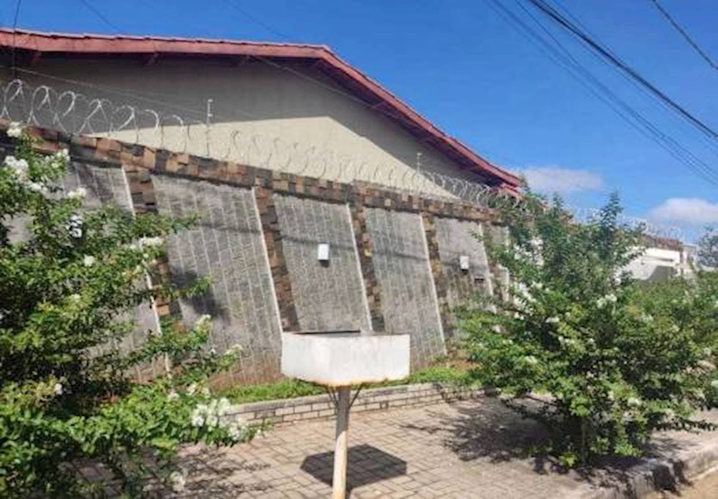 Foto 2 de 19: Casa em leilão em Edéia - GO, bairro Setor Alegrete — Casa no Setor Alegrete - Edéia/GO