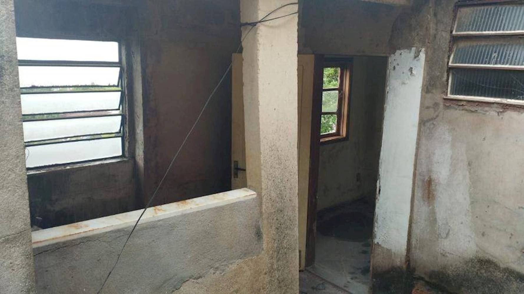 Foto 4 de 12: Casa em leilão em Teresópolis - RJ, bairro São Pedro — Casa em São Pedro - Teresópolis/RJ