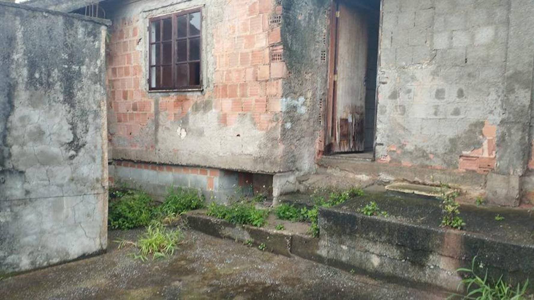 Foto 5 de 12: Casa em leilão em Teresópolis - RJ, bairro São Pedro — Casa em São Pedro - Teresópolis/RJ