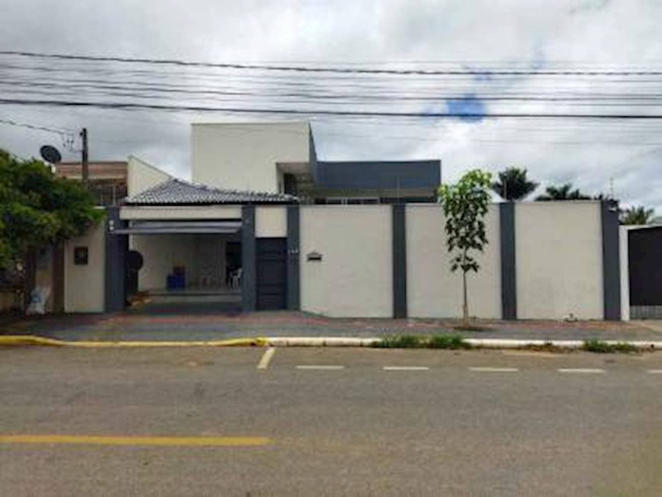 Foto 1 de 19: Casa em leilão em Sorriso - MT, bairro Rota Do Sol — Casa em Rota Do Sol - Sorriso/MT