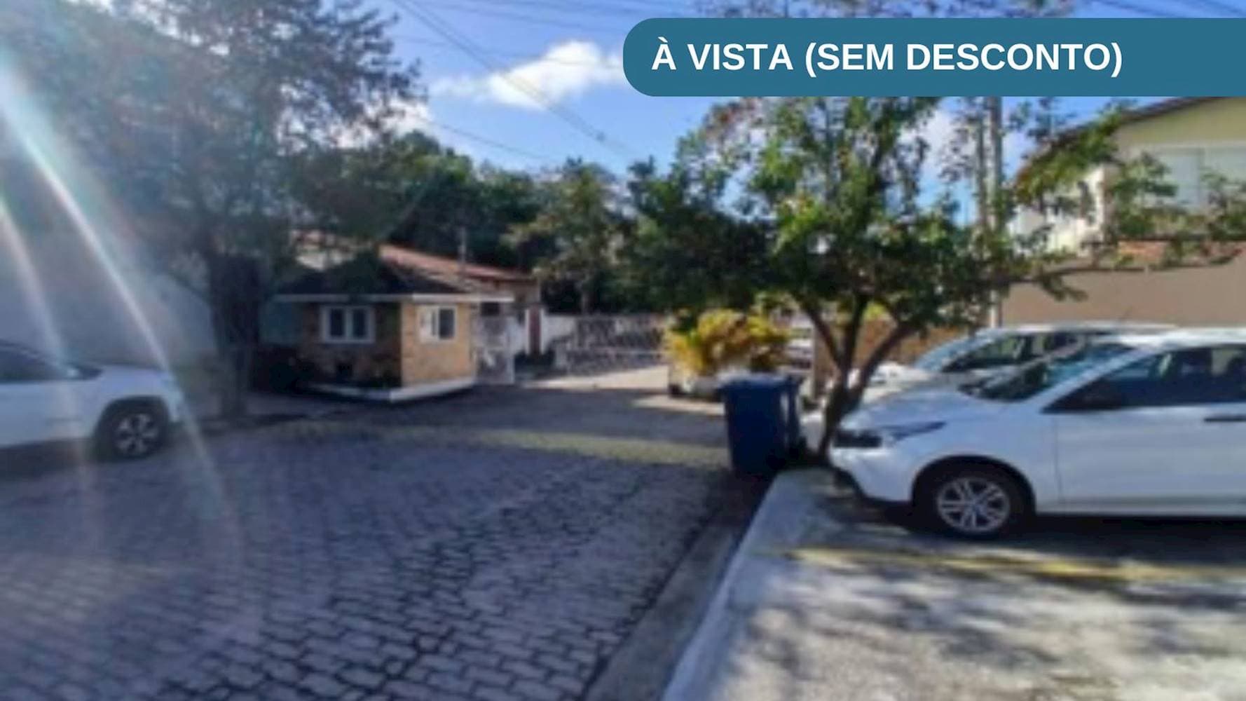 Foto 1 de 5: Casa em leilão em Niterói - RJ, bairro Jardim Relva Mar — Casa no Jardim Relva Mar - Niterói/RJ