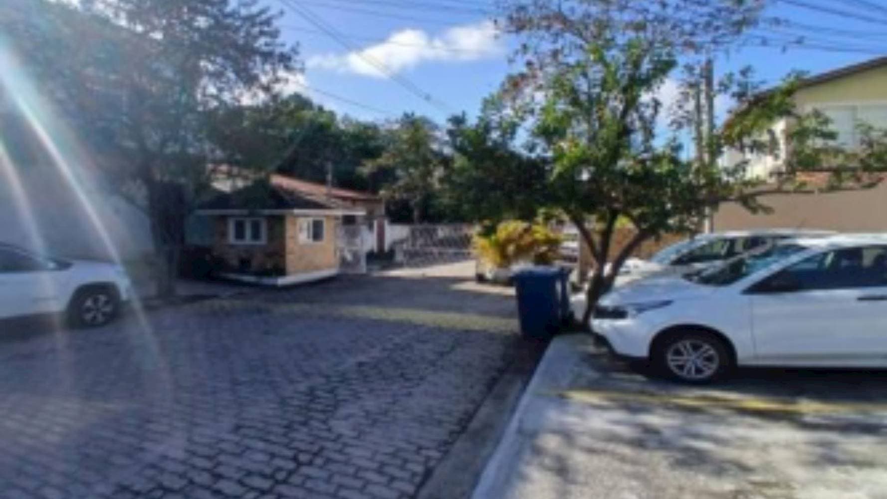 Foto 2 de 5: Casa em leilão em Niterói - RJ, bairro Jardim Relva Mar — Casa no Jardim Relva Mar - Niterói/RJ