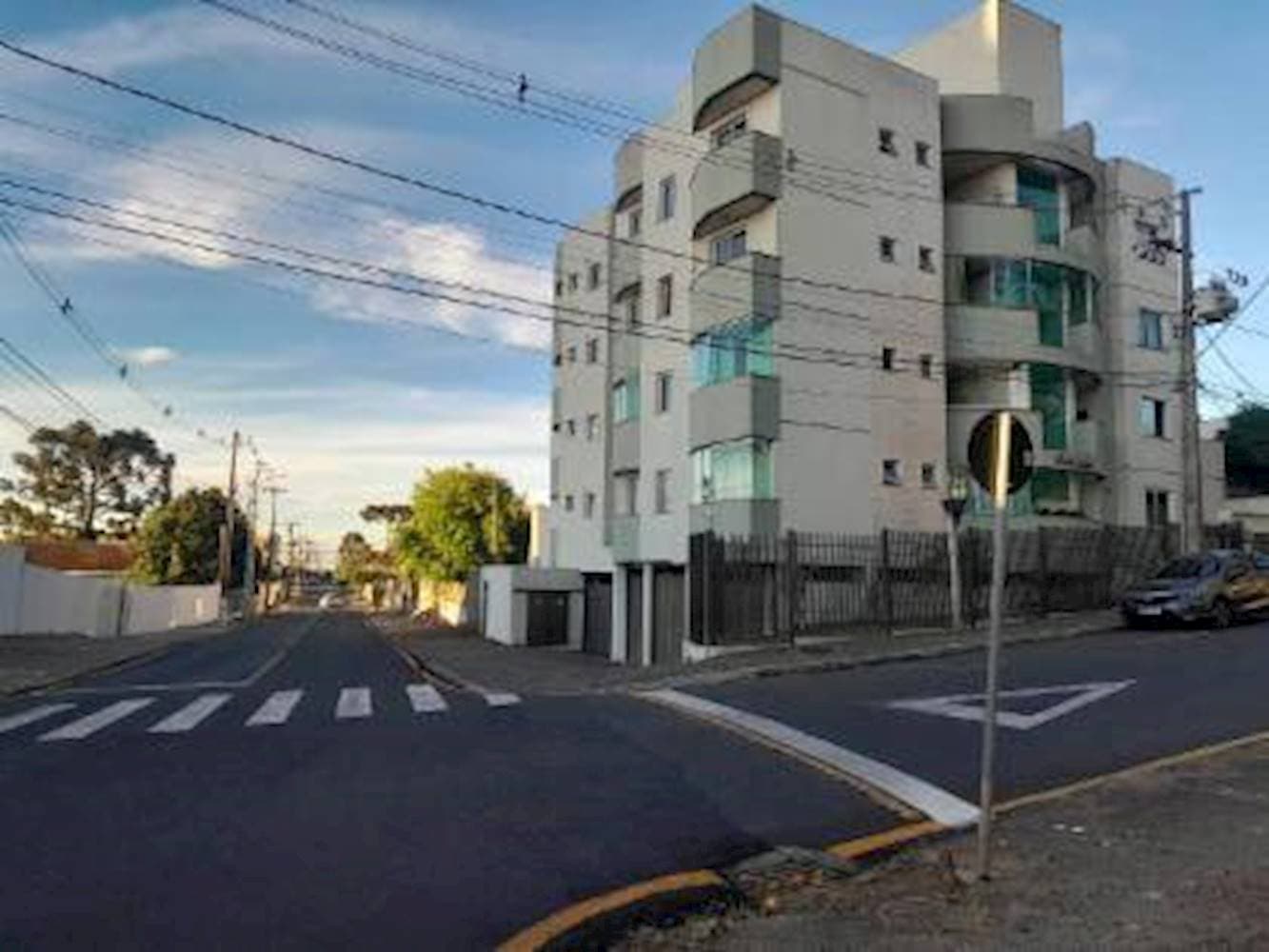 Foto 2 de 11: Apartamento em leilão em Ponta Grossa - PR, bairro Órfãs — Apartamento no "Condomínio Residencial San Luca'"-  Órfãs - Ponta Grossa/PR