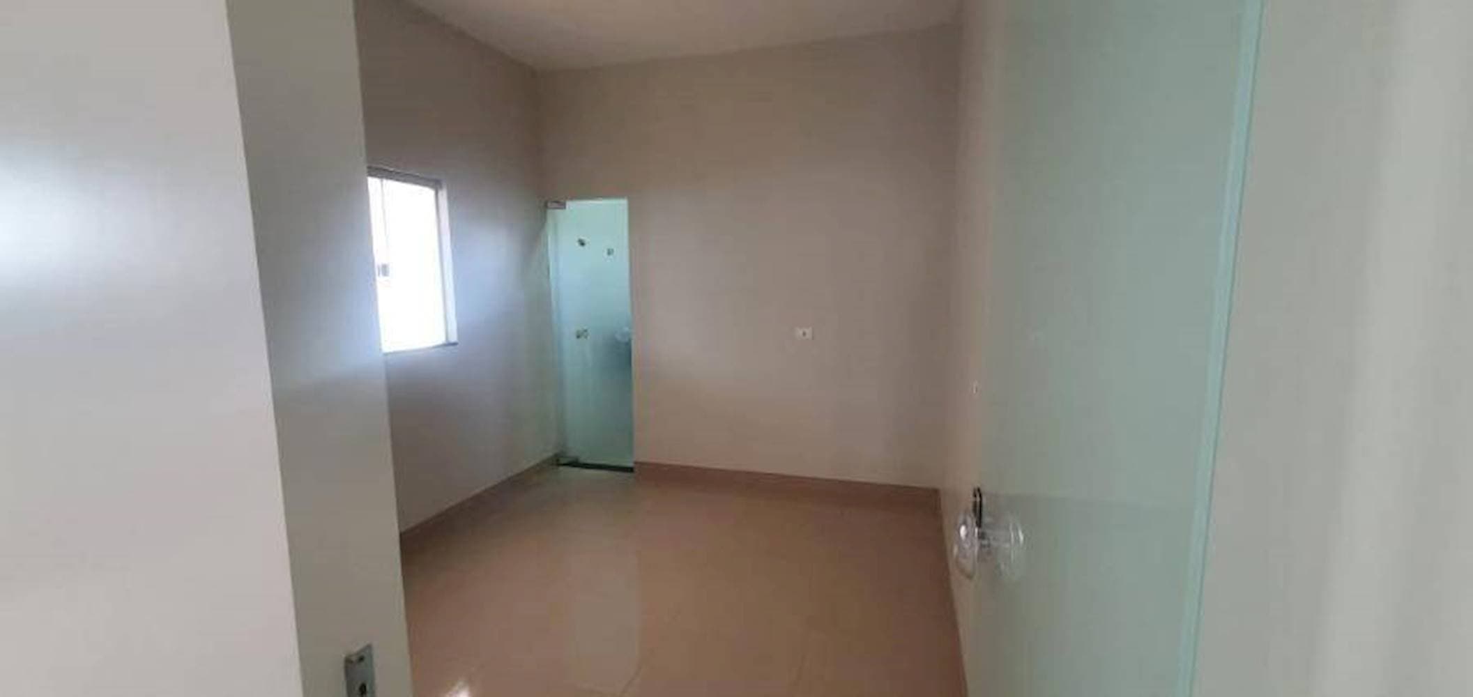 Foto 11 de 13: Casa em leilão em Santa Helena De Goiás - GO — Casa no Bairro Brasil em Santa Helena De Goiás/GO