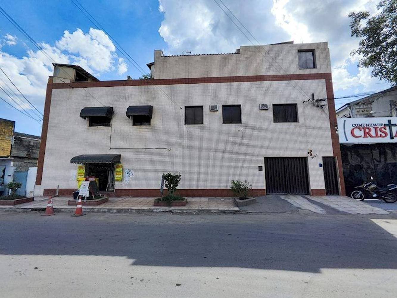 Foto 1 de 18: Casa em leilão em Nilópolis - RJ, bairro Cabral — Casa em Condomínio em Cabral - Nilópolis/RJ