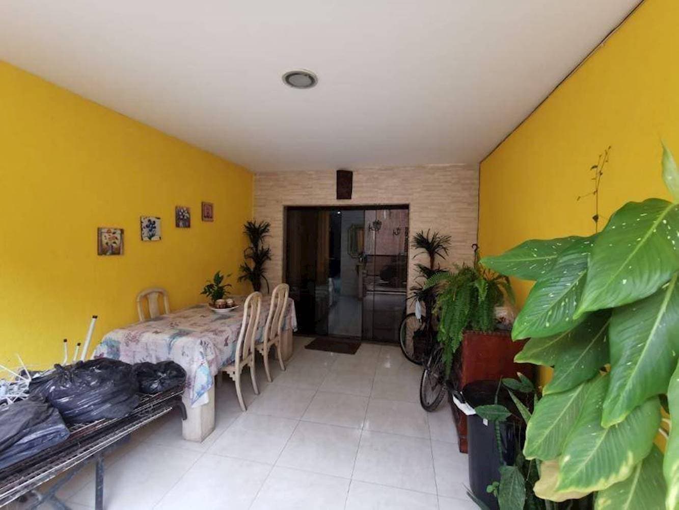 Foto 8 de 18: Casa em leilão em Nilópolis - RJ, bairro Cabral — Casa em Condomínio em Cabral - Nilópolis/RJ