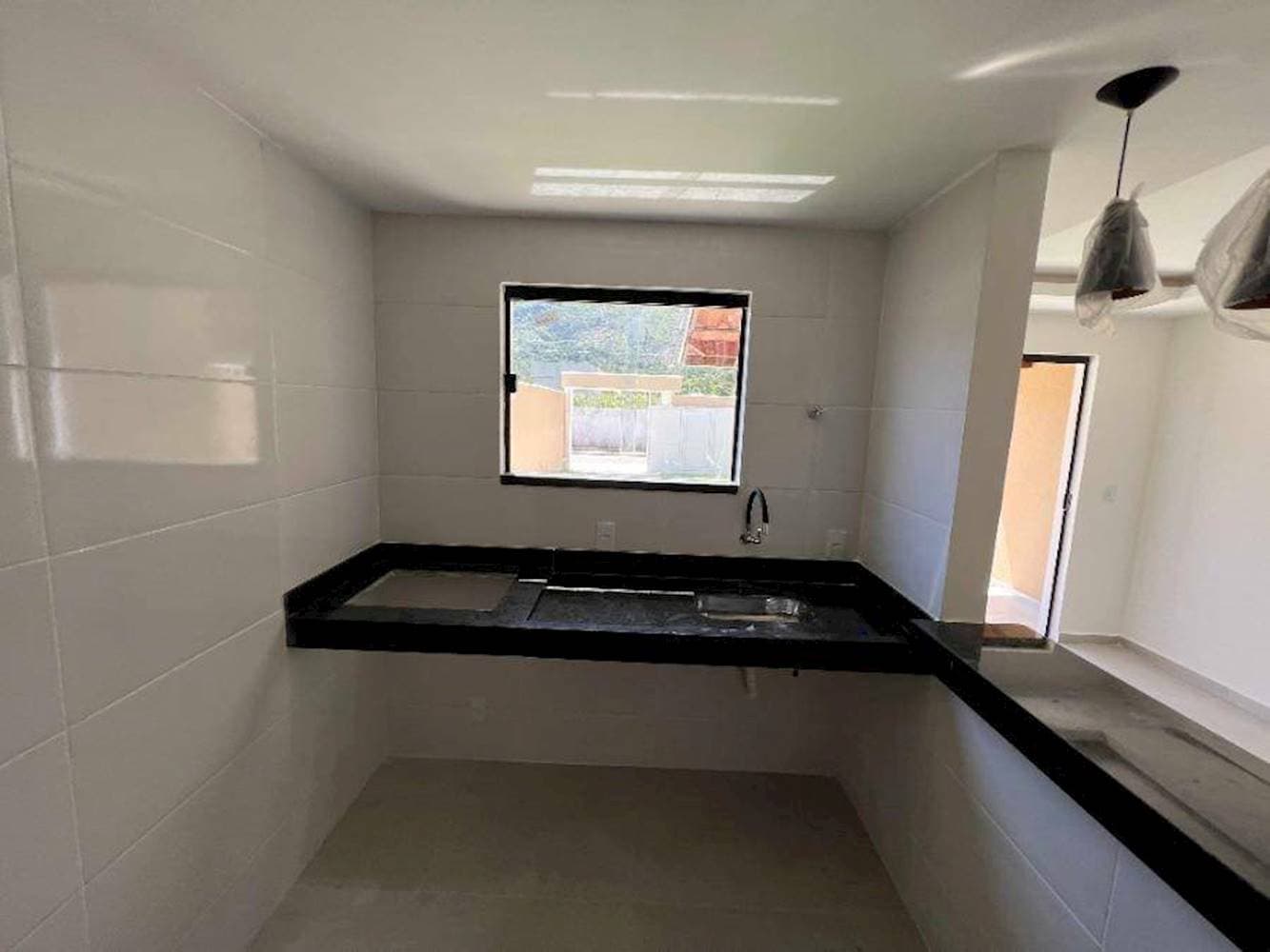 Foto 10 de 17: Casa em leilão em Maricá - RJ, bairro Barroco — Casa de Condomínio em Barroco - Maricá/RJ