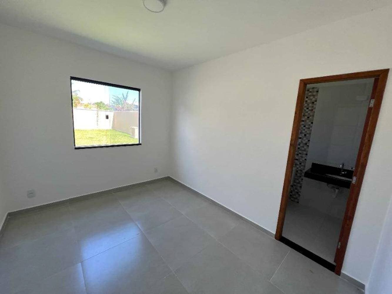 Foto 16 de 17: Casa em leilão em Maricá - RJ, bairro Barroco — Casa de Condomínio em Barroco - Maricá/RJ