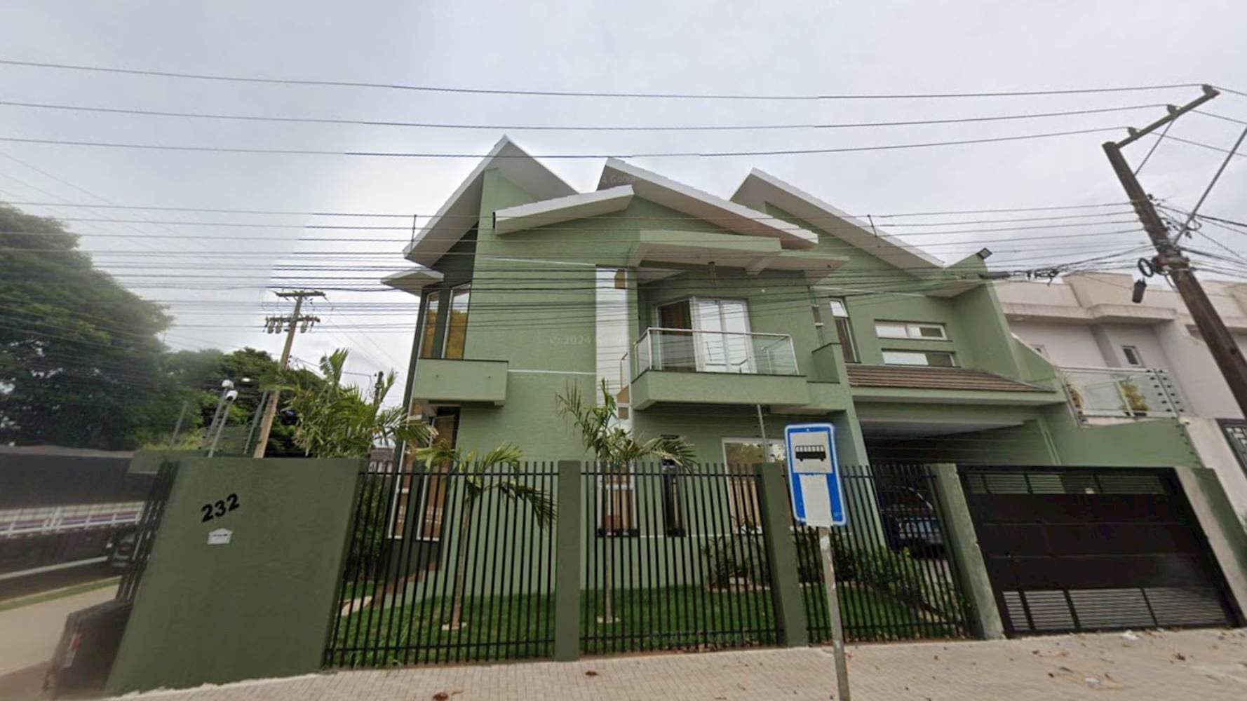 Foto 3 de 5: Casa em leilão em Cascavel - PR, bairro Canadá — Casa no Bairro Canadá - Cascavel/PR
