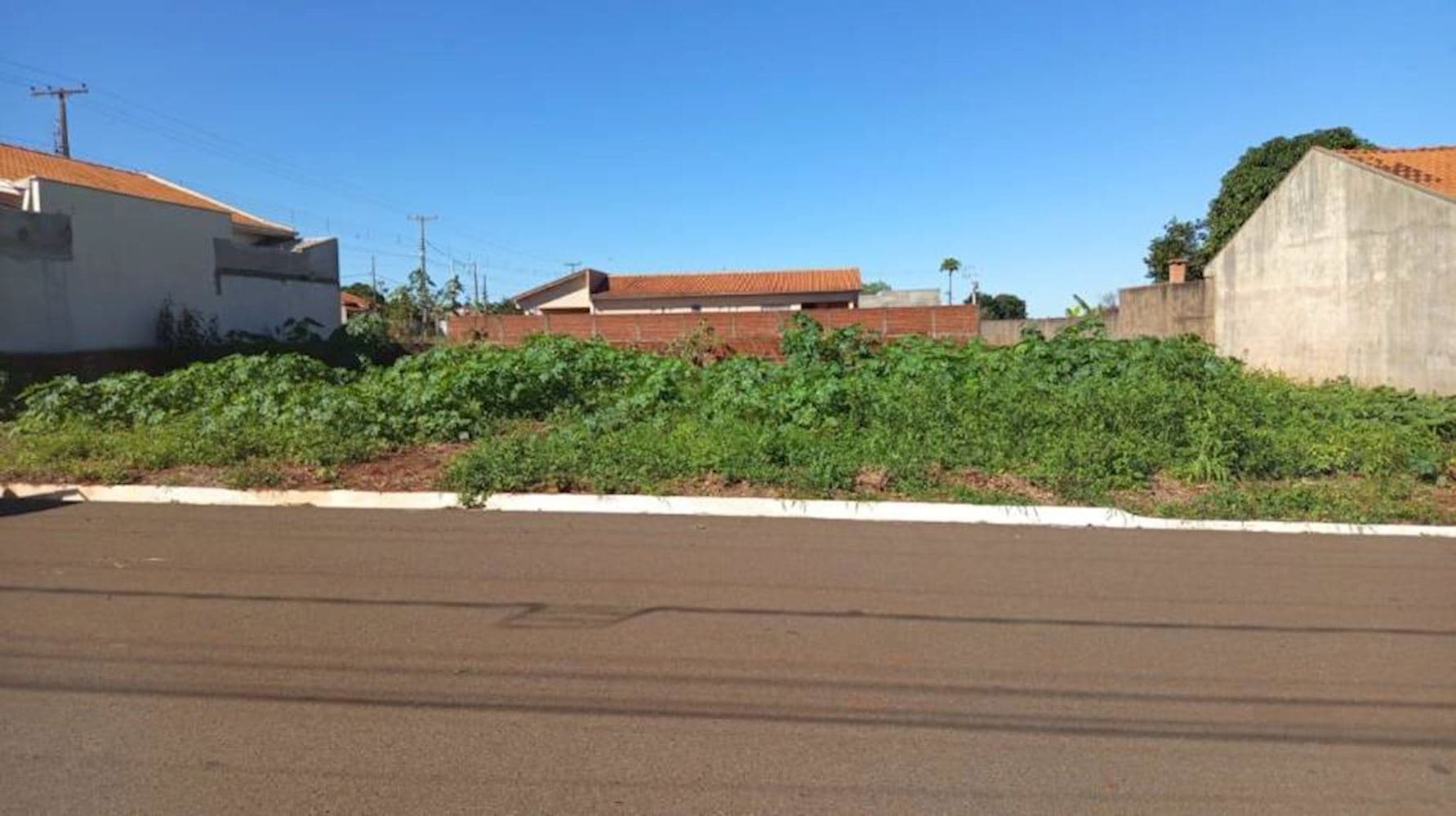 Foto 1 de 3: Terreno em leilão em São Carlos Do Ivaí - PR, bairro Centro — Lote no Centro - São Carlos Do Ivaí/PR