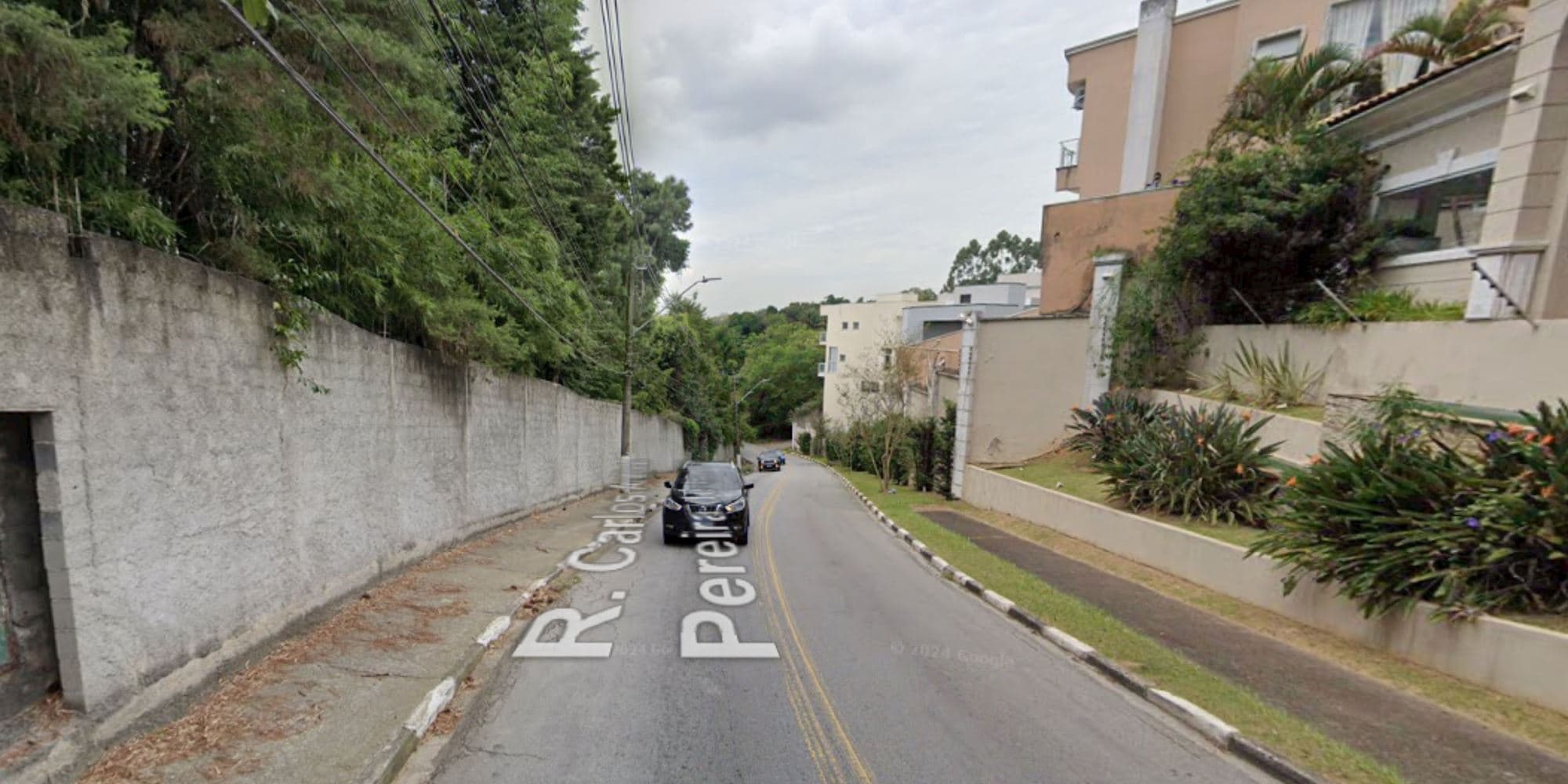 Foto 4 de 5: Casa em leilão em Cotia - SP, bairro Pitas — Casa no Condomínio Terras de São Fernando - Bairro Pitas - Cotia/SP