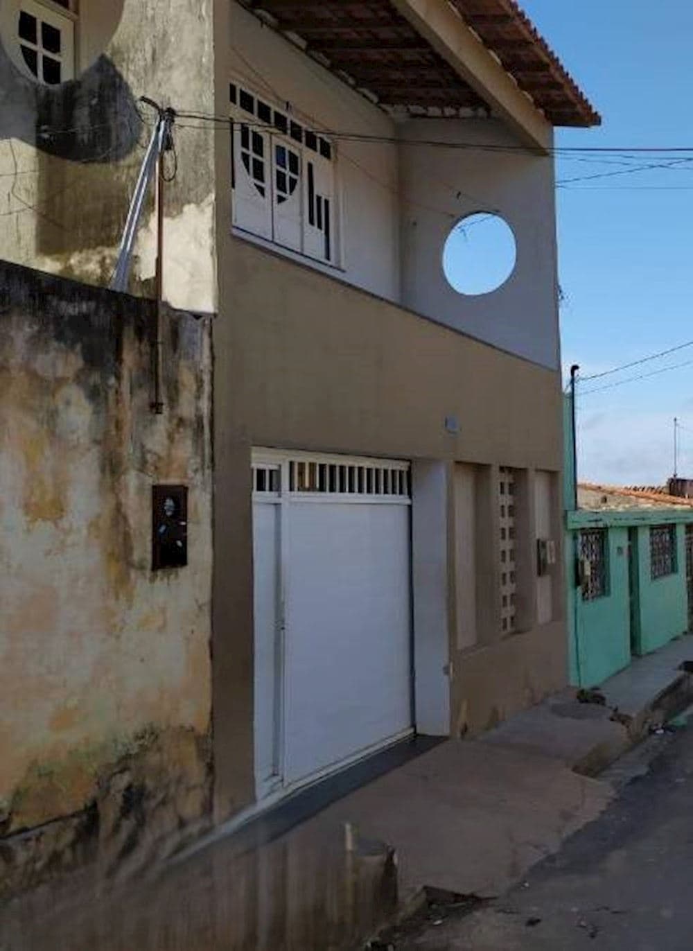 Foto 4 de 16: Casa em leilão em Bacabal - MA, bairro Centro — Casa no  Centro - Bacabal/MA