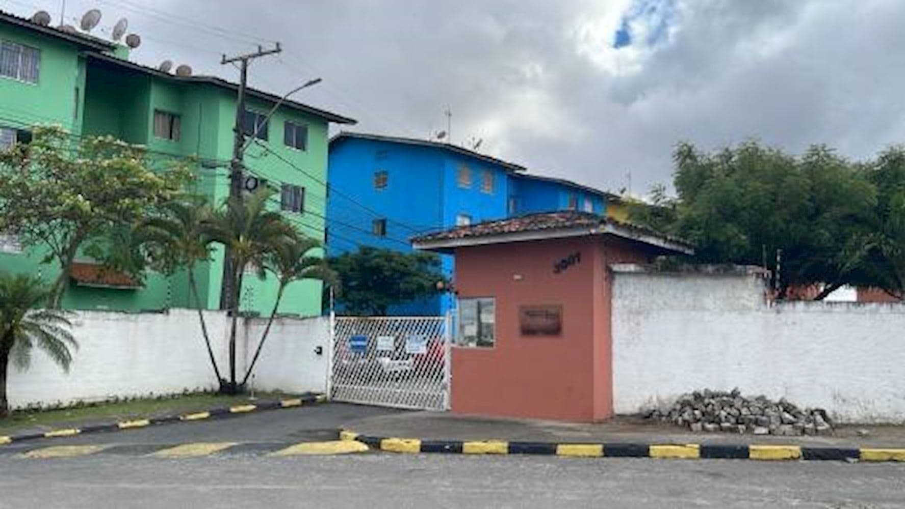 Foto 1 de 12: Apartamento em leilão em Feira De Santana - BA, bairro Muchila — Apartamento em Muchila - Feira De Santana/BA