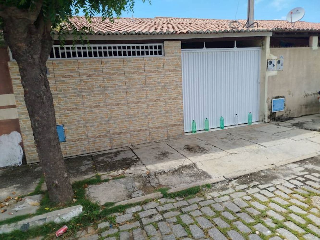 Foto 1 de 8: Casa em leilão em Jaguaribara - CE, bairro Nossa Senhora De Fátima — Casa em Nossa Senhora De Fátima - Jaguaribara/CE