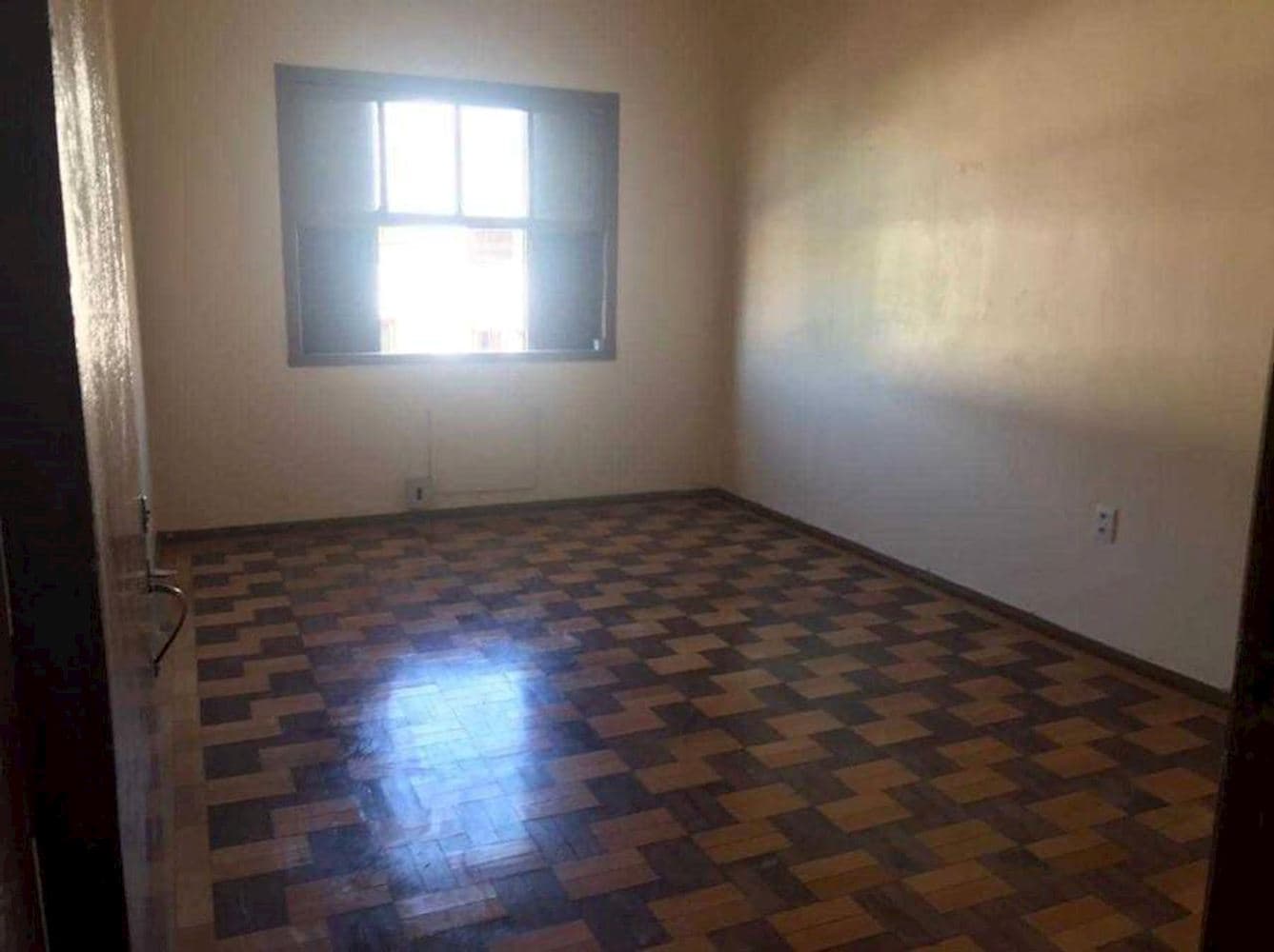 Foto 12 de 15: Apartamento em leilão em Uruguaiana - RS, bairro Centro — Apartamento no "Edifício Dona Fani" - Centro - Uruguaiana/RS