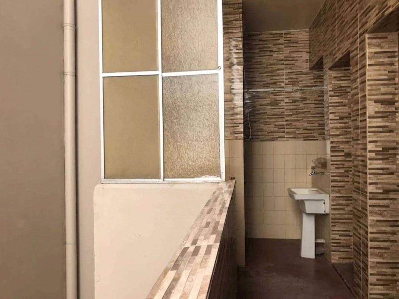 Foto 14 de 15: Apartamento em leilão em Uruguaiana - RS, bairro Centro — Apartamento no "Edifício Dona Fani" - Centro - Uruguaiana/RS