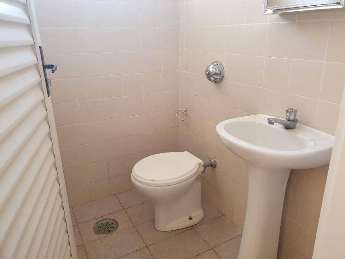 Foto 3 de 15: Casa em leilão em Marília - SP, bairro Jardim Pérola — Casa no Jardim Pérola em Marília/SP