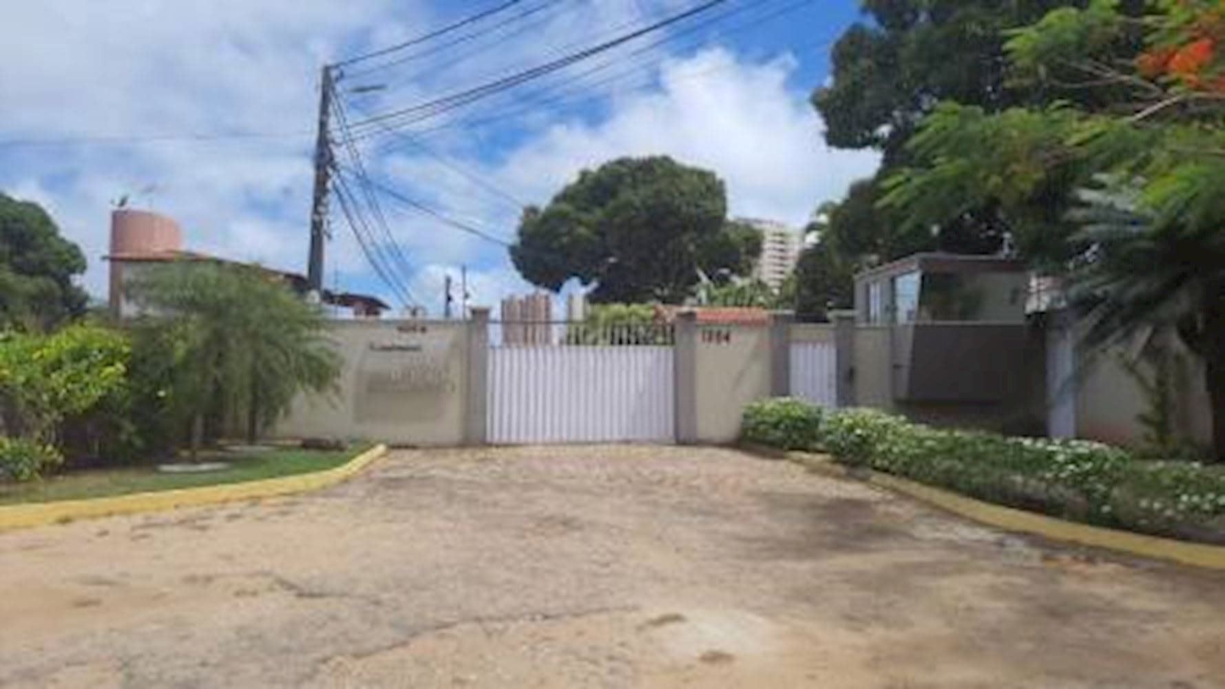 Foto 2 de 13: Casa em leilão em Natal - RN, bairro Ponta Negra — Casa em Ponta Negra - Natal/RN