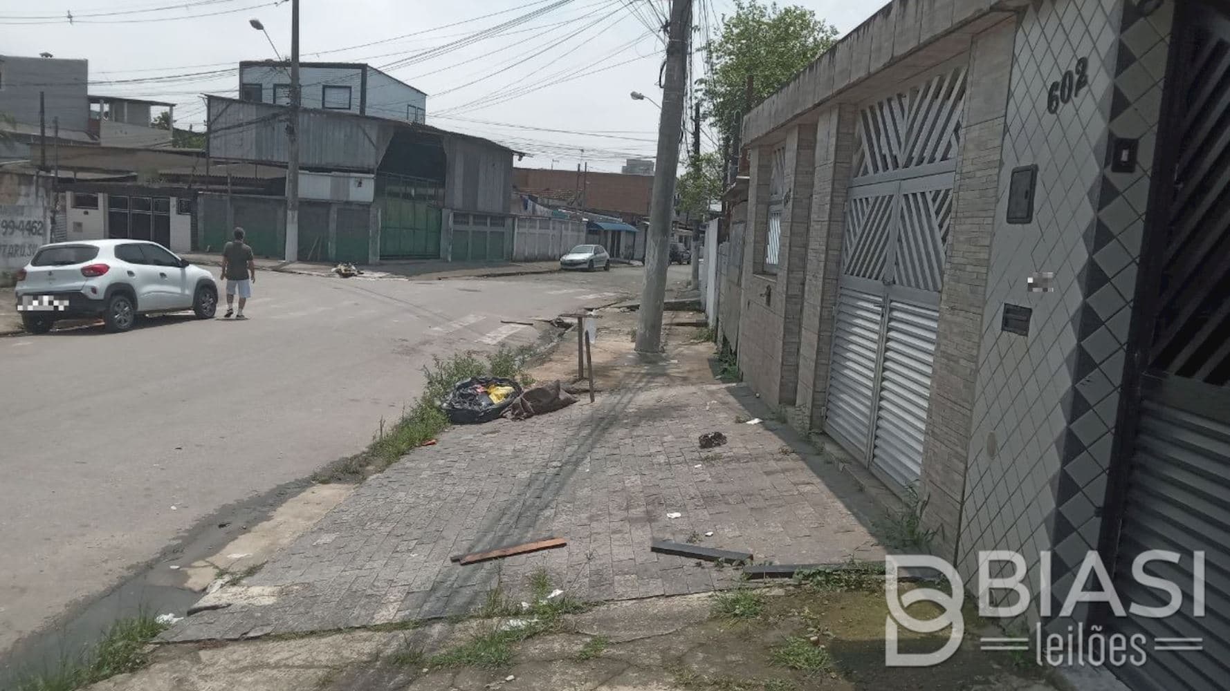 Foto 3 de 5: Casa em leilão em São Vicente - SP, bairro Parque Bitaru — Casa no Parque Bitaru em São Vicente/SP
