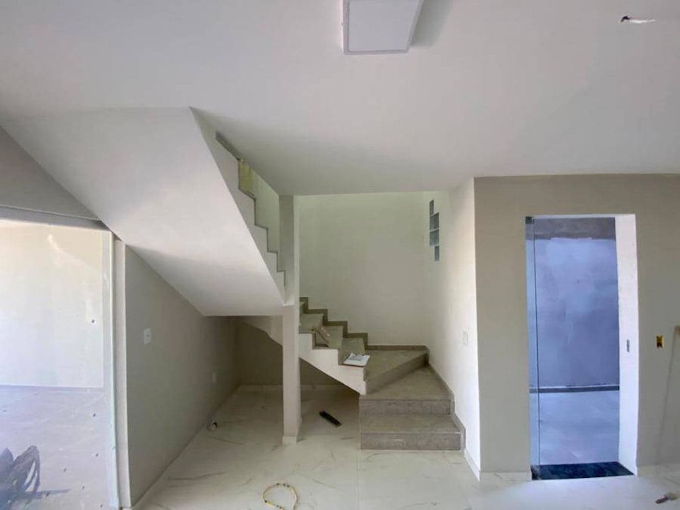 Foto 5 de 15: Casa em leilão em Leopoldina - MG, bairro João Paulo II — Casa no João Paulo II - Leopoldina/MG
