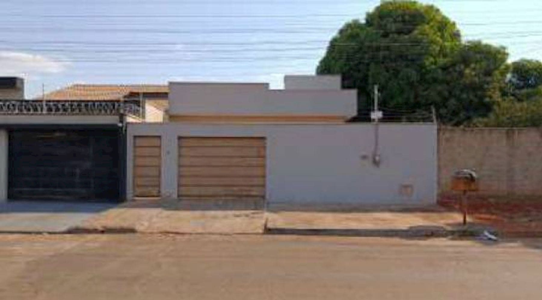 Foto 1 de 3: Casa em leilão em Trindade - GO, bairro Jardim Curitiba — Casa no Jardim Curitiba em Trindade/GO