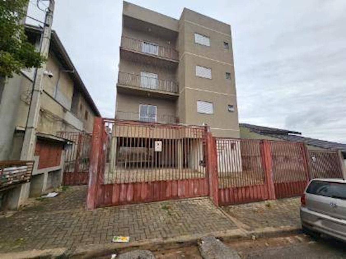Foto 1 de 6: Apartamento em leilão em Atibaia - SP, bairro Nova Cerejeira — Apartamento em Nova Cerejeira - Atibaia/SP