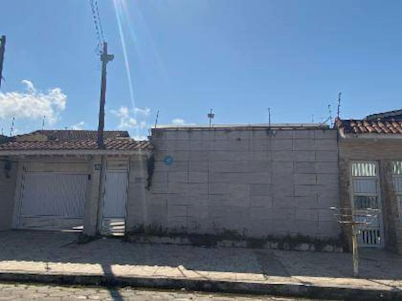Foto 5 de 7: Casa em leilão em Mongaguá - SP, bairro Balneário Itaóca — Casa no Balneário Itaóca em Mongaguá/SP