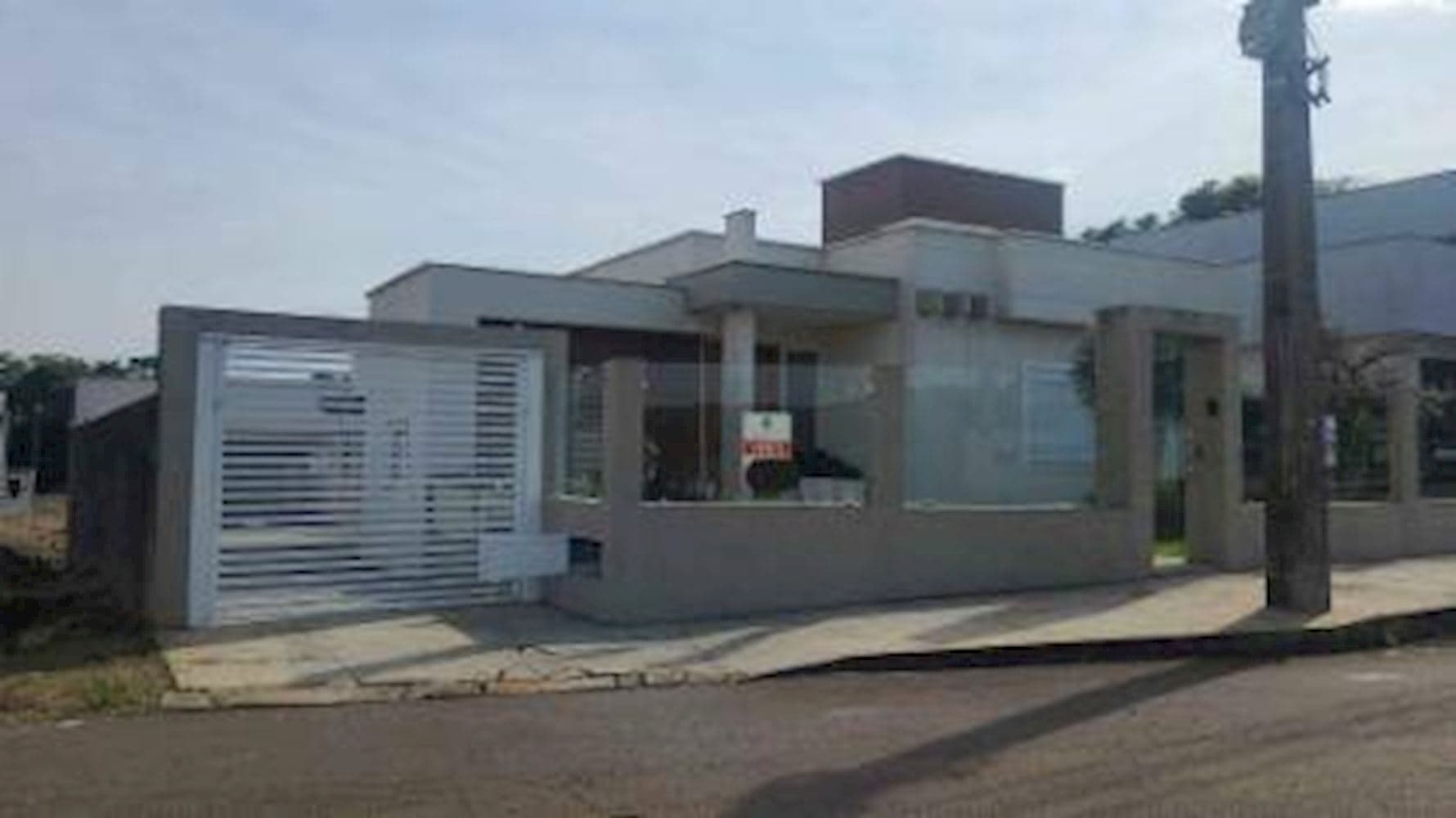 Foto 2 de 5: Casa em leilão em Concórdia - SC, bairro Parque das Exposiçoes — Casa no Parque Das Exposiçoes - Concórdia/SC