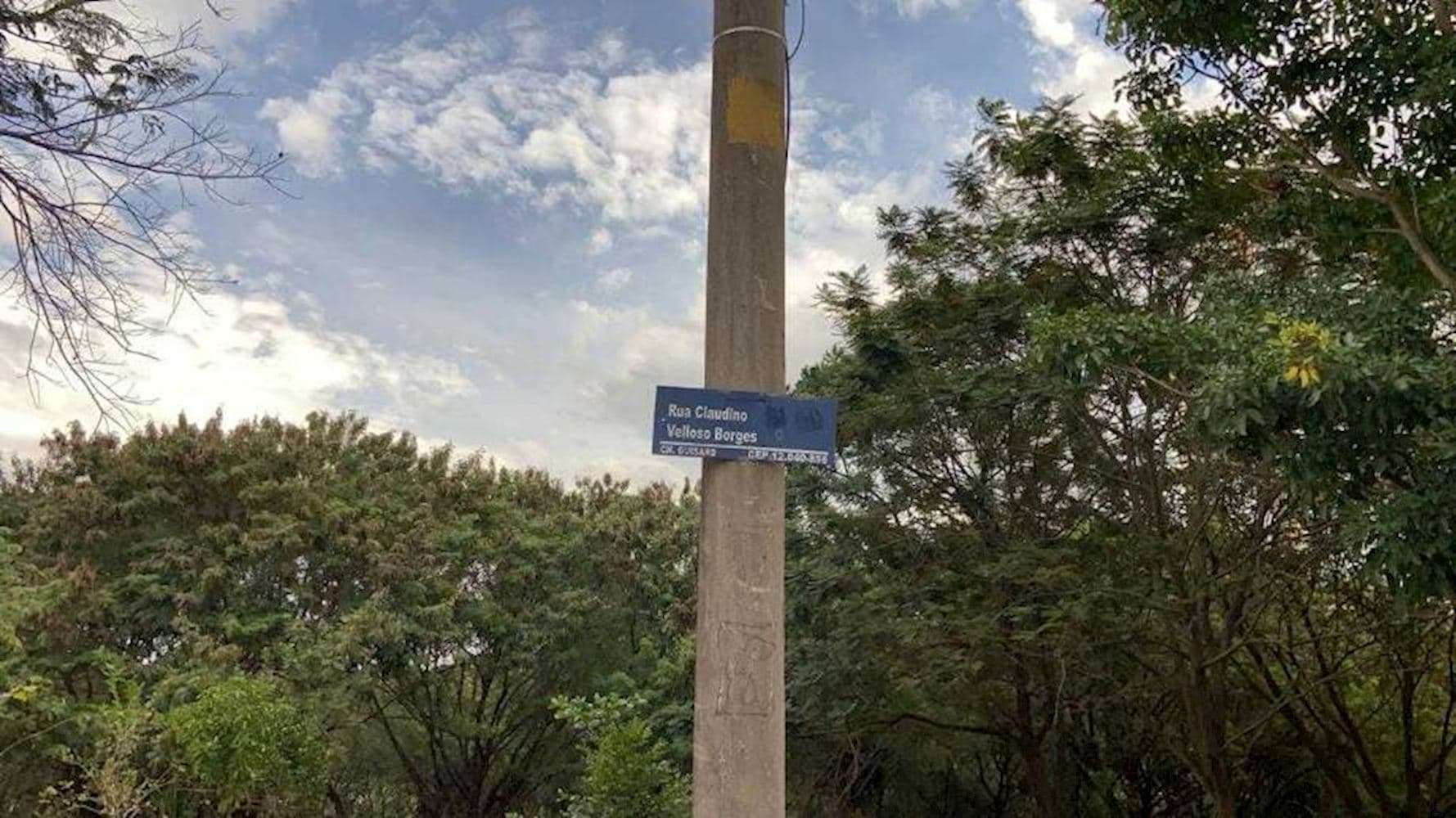 Foto 2 de 3: Comercial em leilão em Taubaté - SP, bairro Lavadouro de Areia — Sala comercial em Lavadouro De Areia - Taubaté/SP