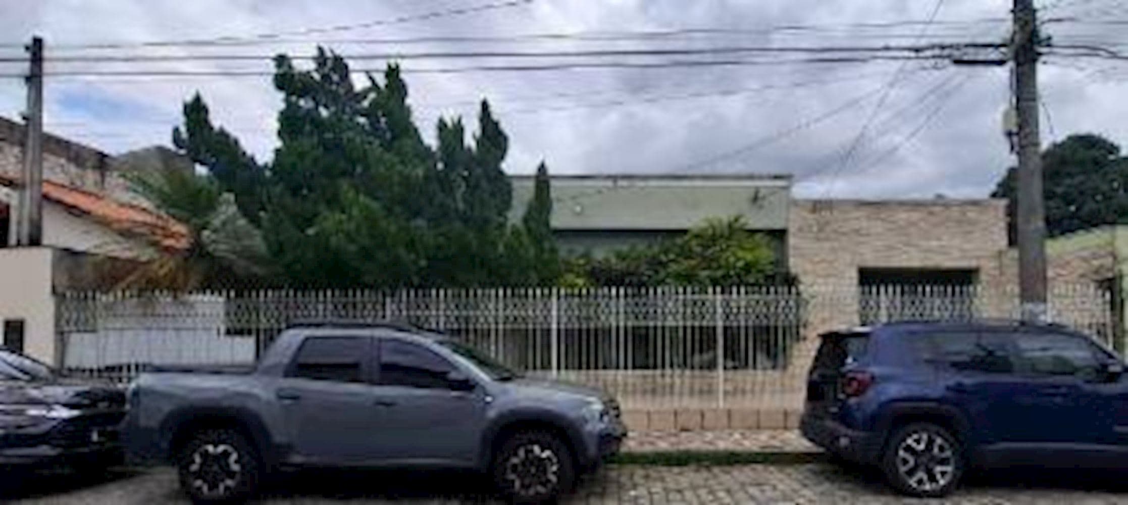 Foto 1 de 4: Casa em leilão em Lorena - SP, bairro Centro — Casa no Centro de Lorena/SP