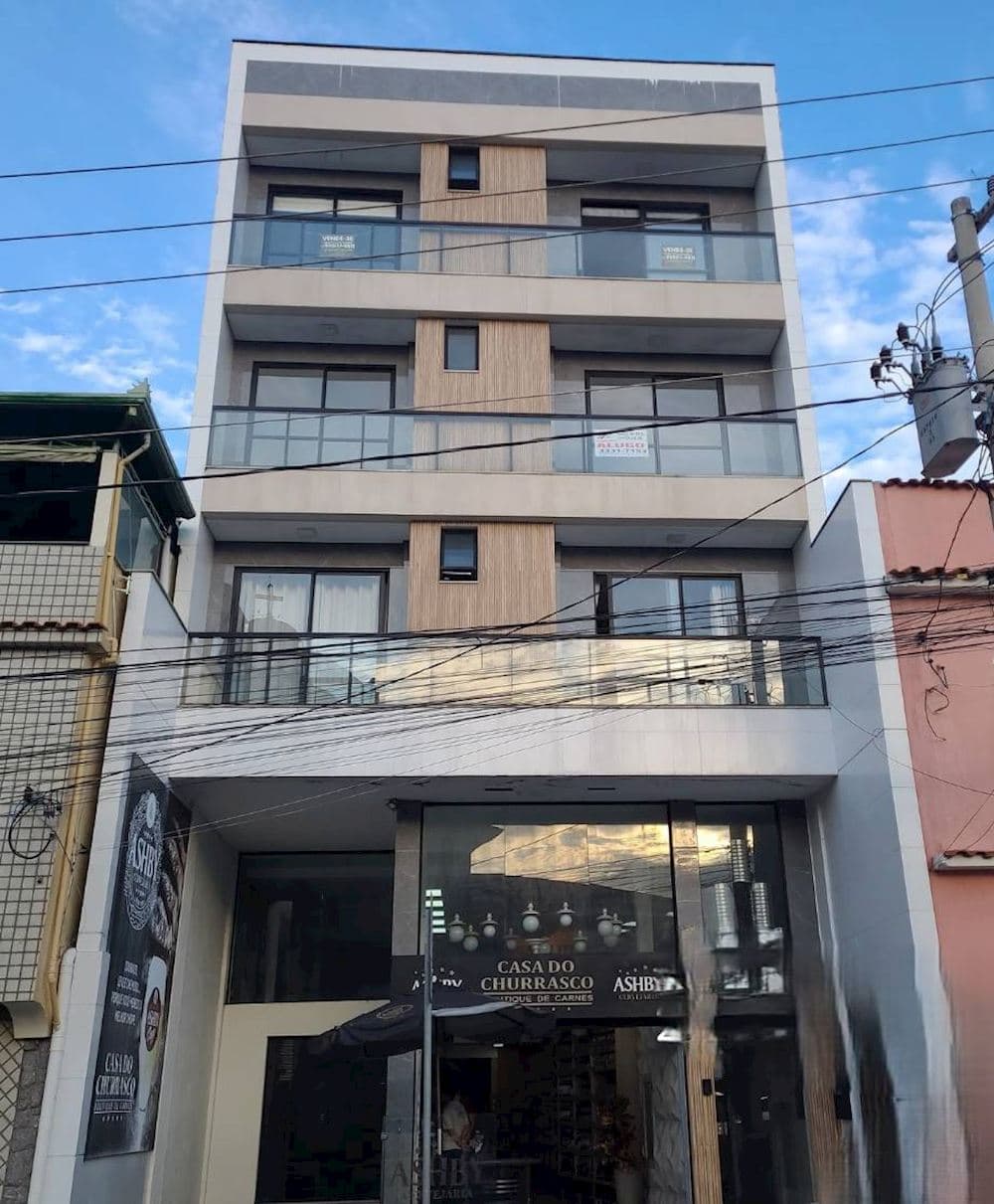 Foto 1 de 14: Apartamento em leilão em Barbacena - MG, bairro São José — Apartamento em São José - Barbacena/MG
